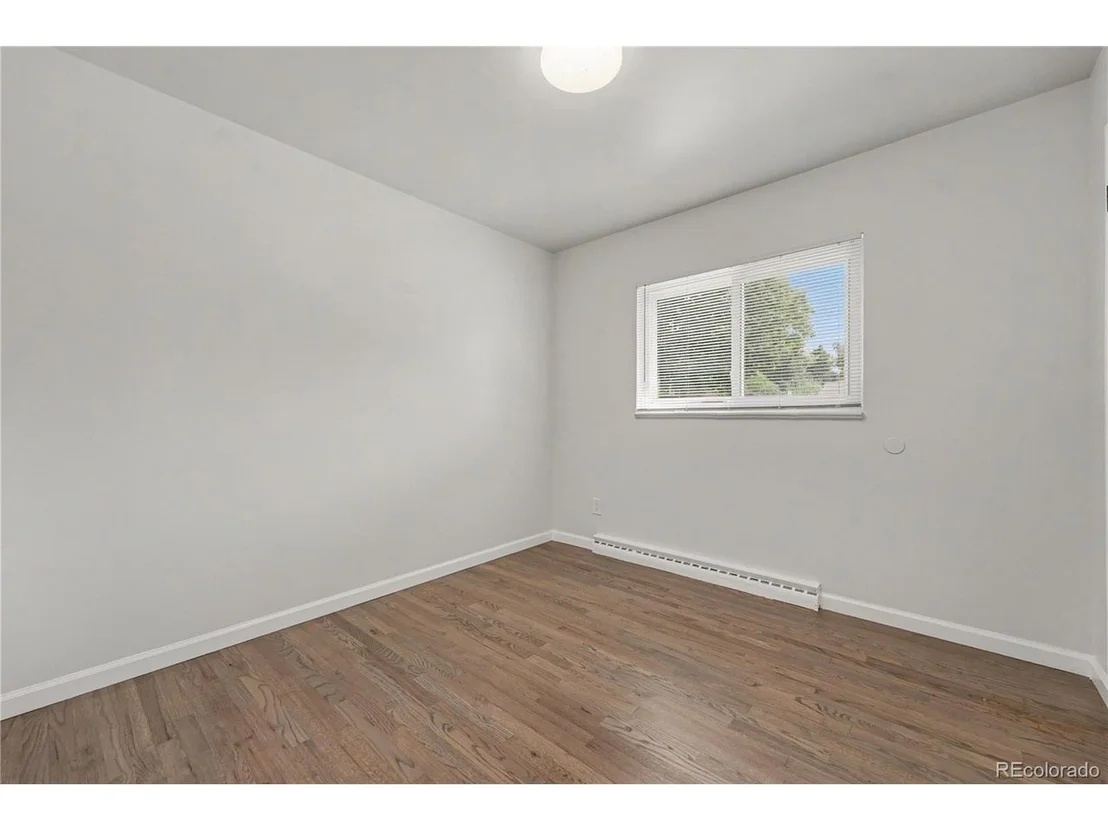 Photo of 7991 E Kenyon Dr
