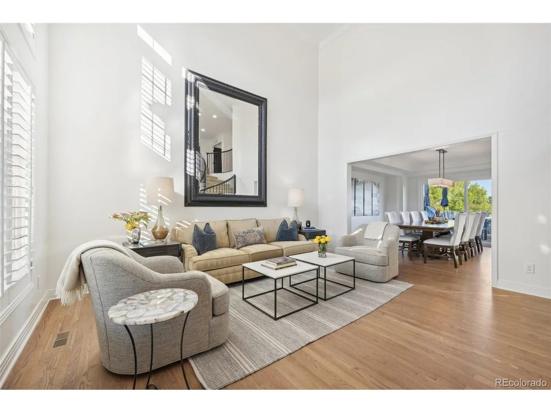 Photo of 8521 Colonial Dr