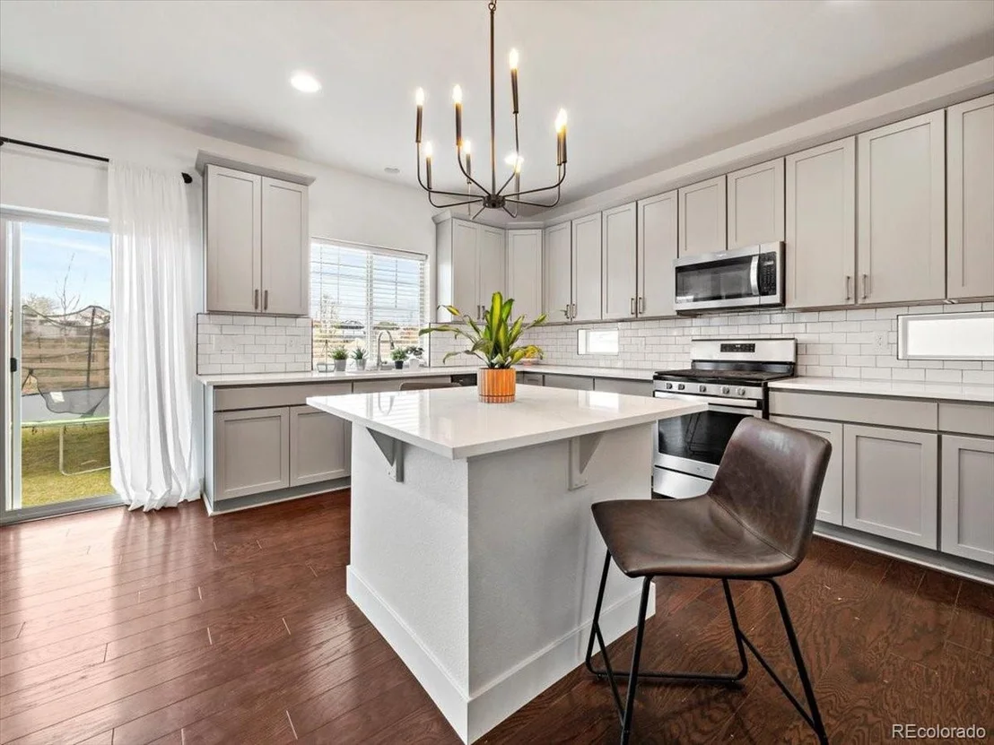 Photo of 1097 Acadia Cir