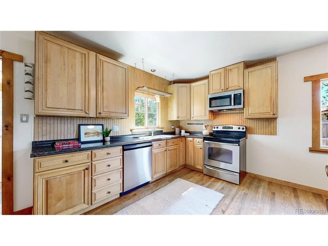 Photo of 609 Boyd St