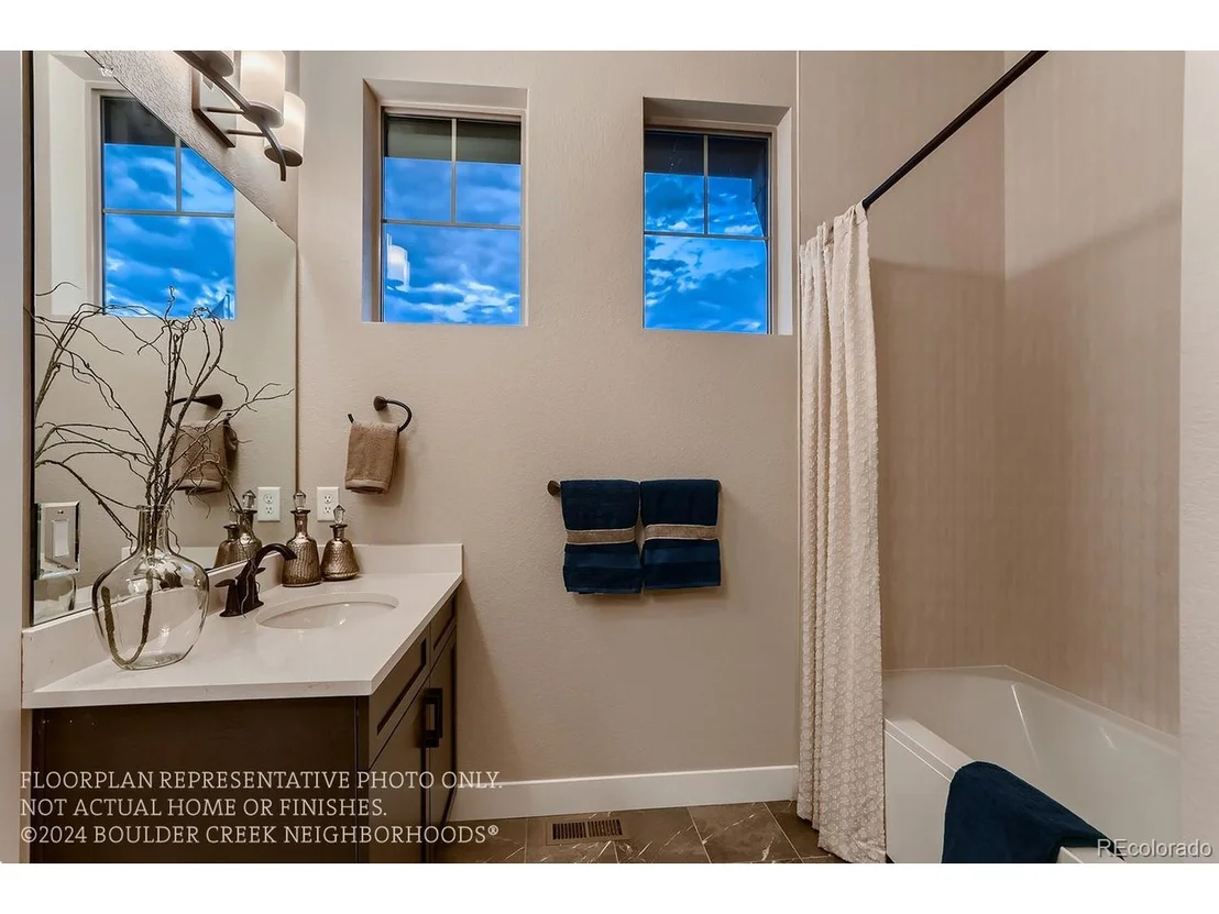 Photo of 853 Quarry Cir