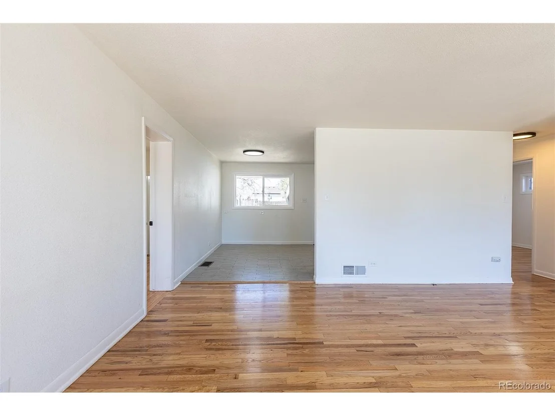 Photo of 1675 Wabash St