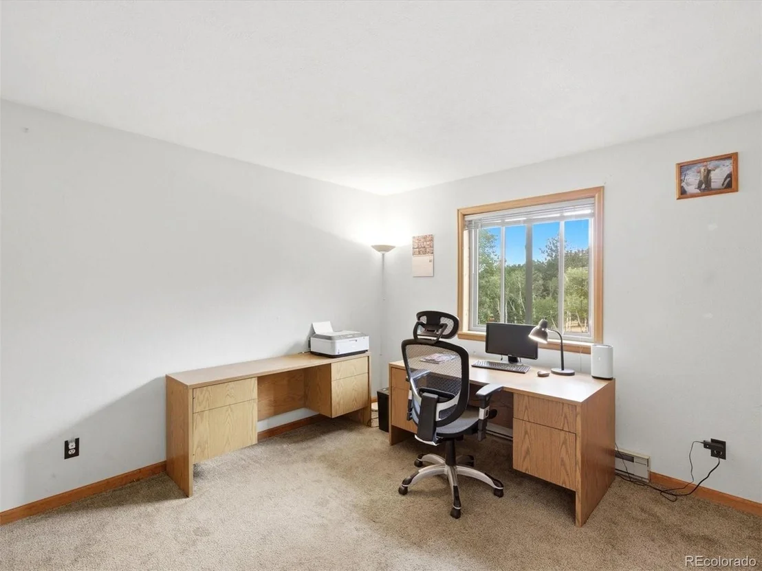 Photo of 46 Bay Ln