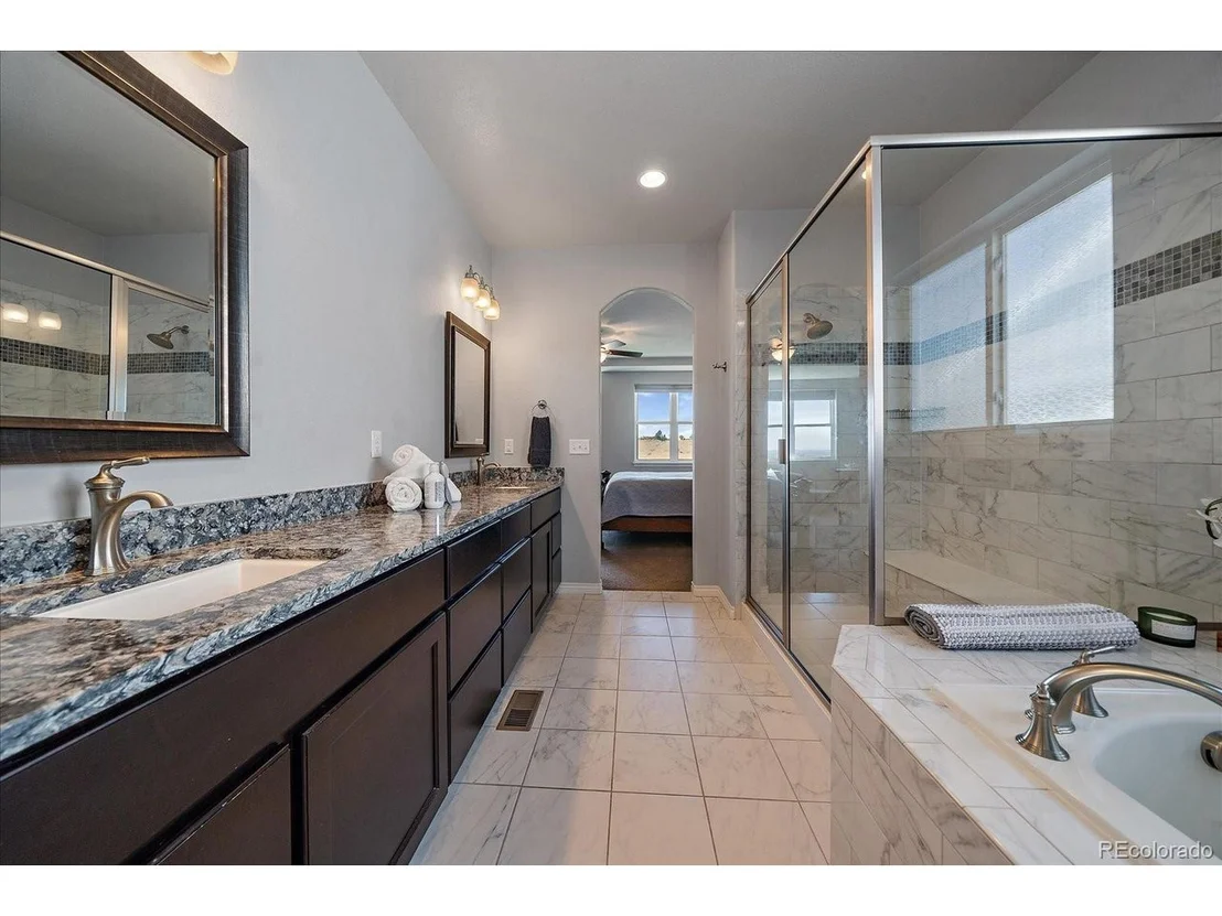 Photo of 8412 Quaker Cir