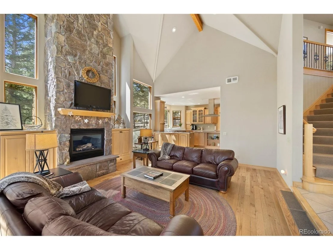 Photo of 11421 Belle Meade Dr