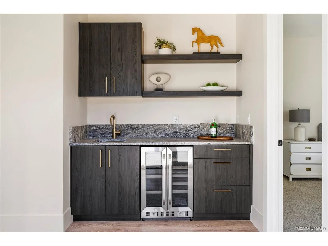 Photo of 4671 Highline Pl