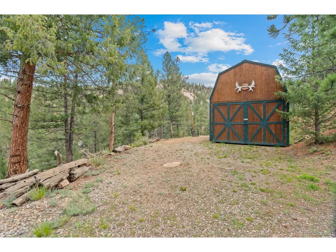 Photo of 27264 Schuyler Gulch Rd
