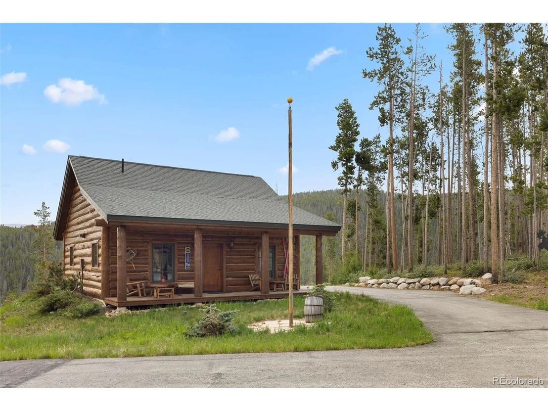 Photo of 2832 Estates Dr