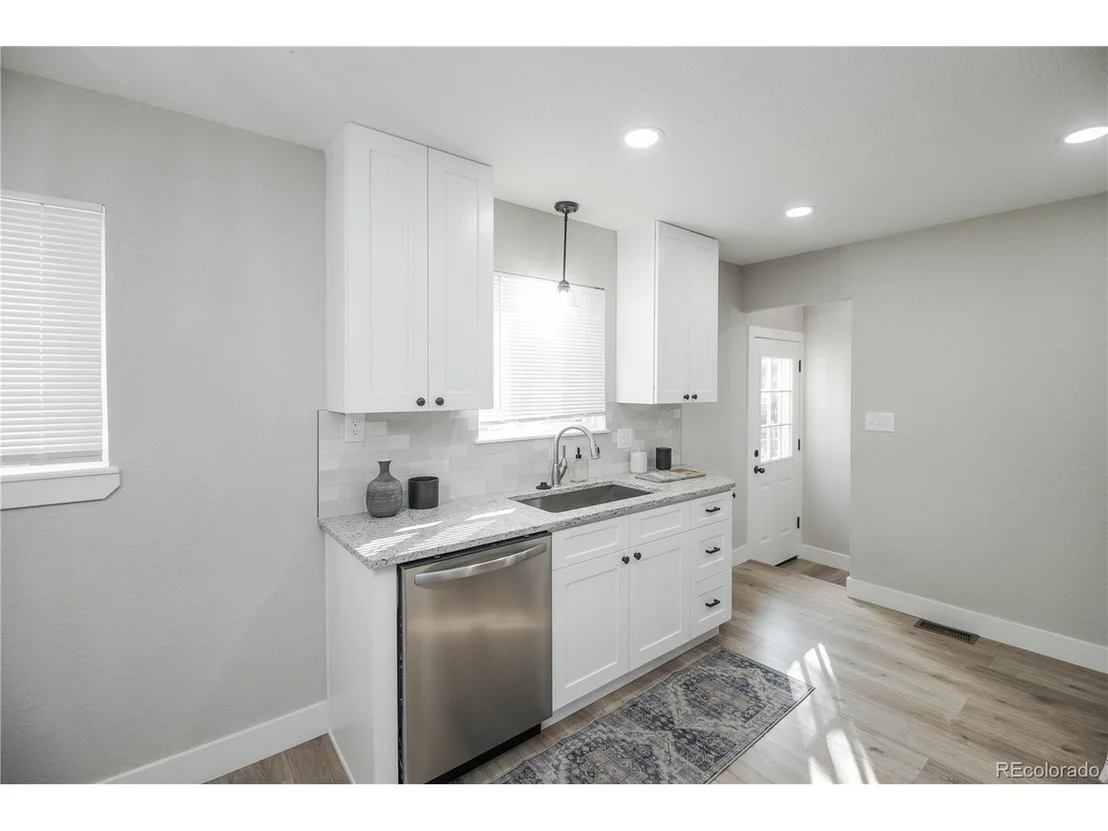 Photo of 9170 Cypress Dr