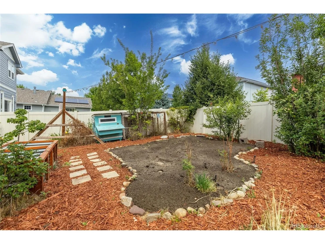 Photo of 631 Cheyenne Dr