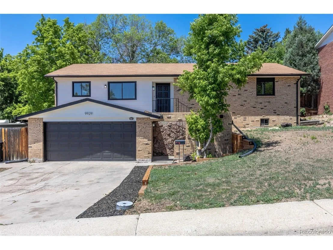 Photo of 9929 Appletree Pl