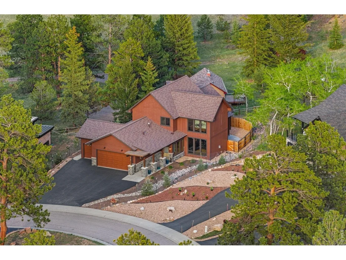 Photo of 2742 Ypsilon Cir