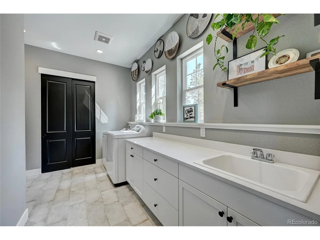 Photo of 3367 Bronco Ln