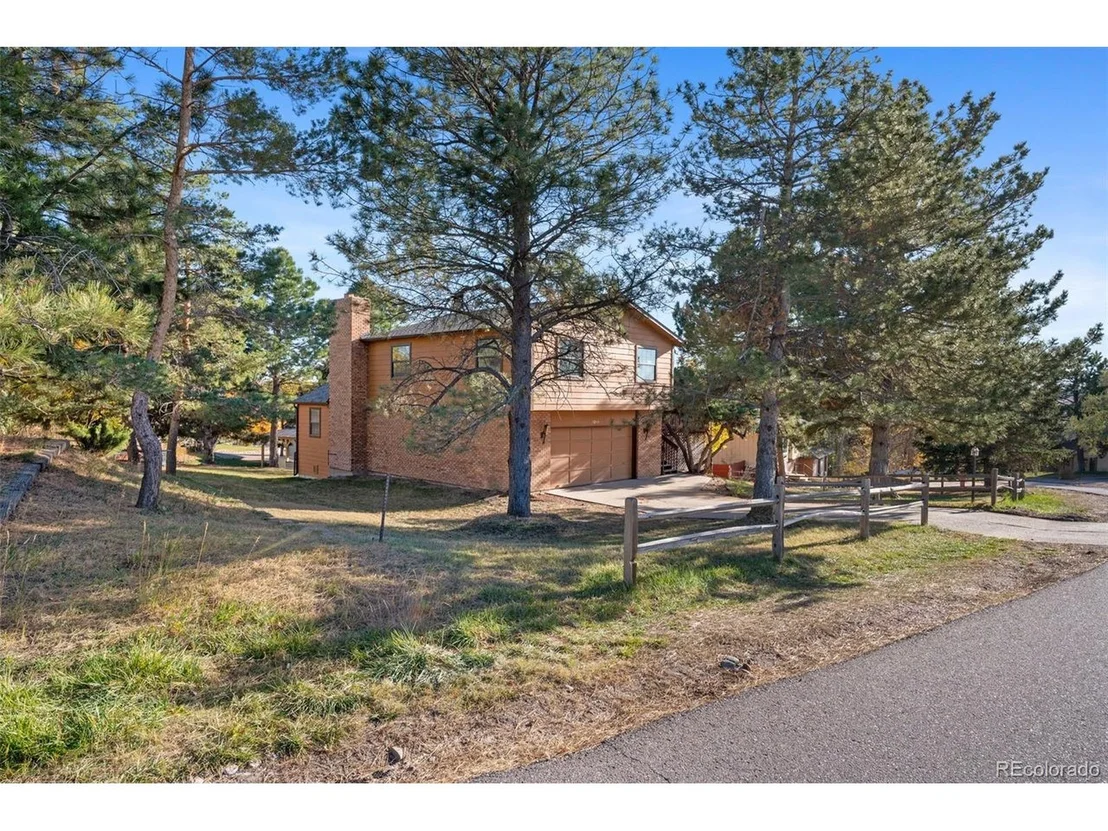 Photo of 7243 N Hyperion Way