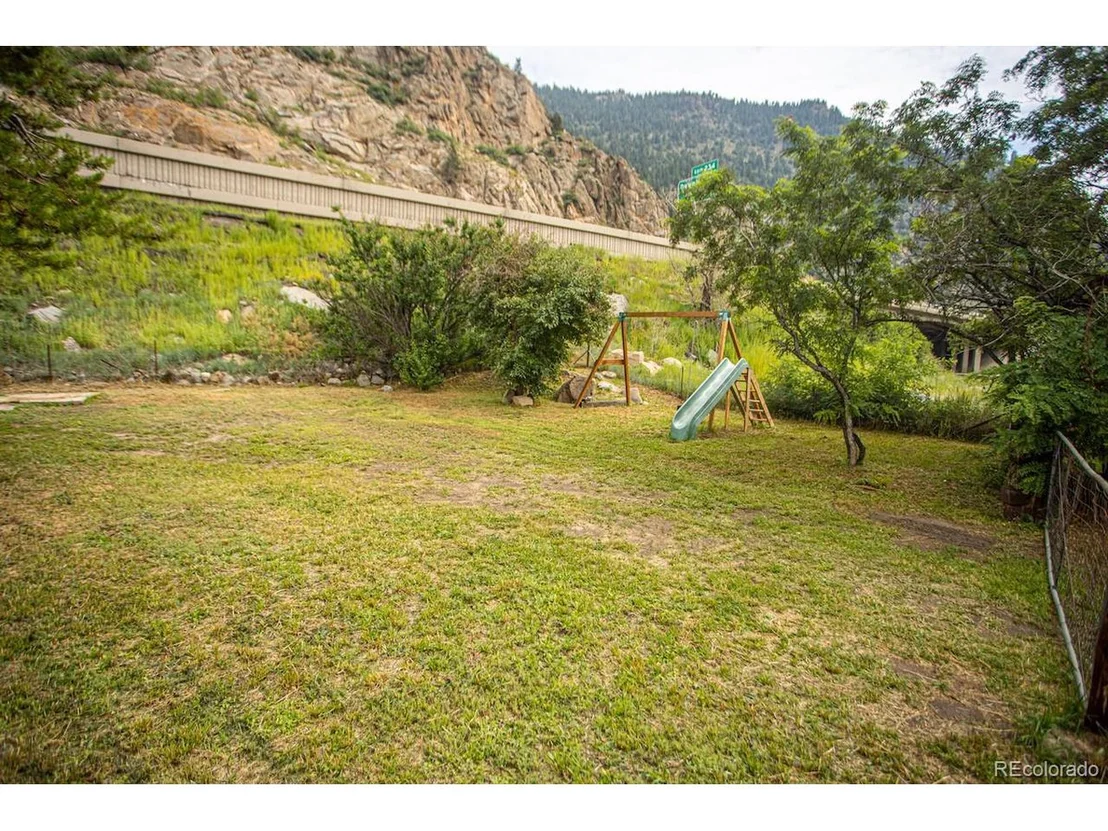 Photo of 1845 County Road 308
