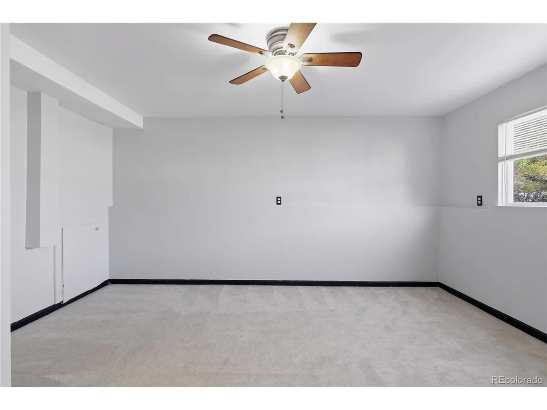 Photo of 1651 Killarney St