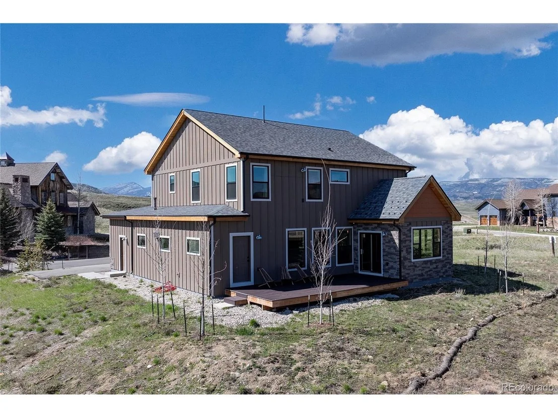 Photo of 719 Saddle Ridge Cir