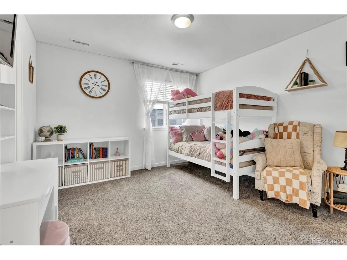 Photo of 1210 Horsetail Loop