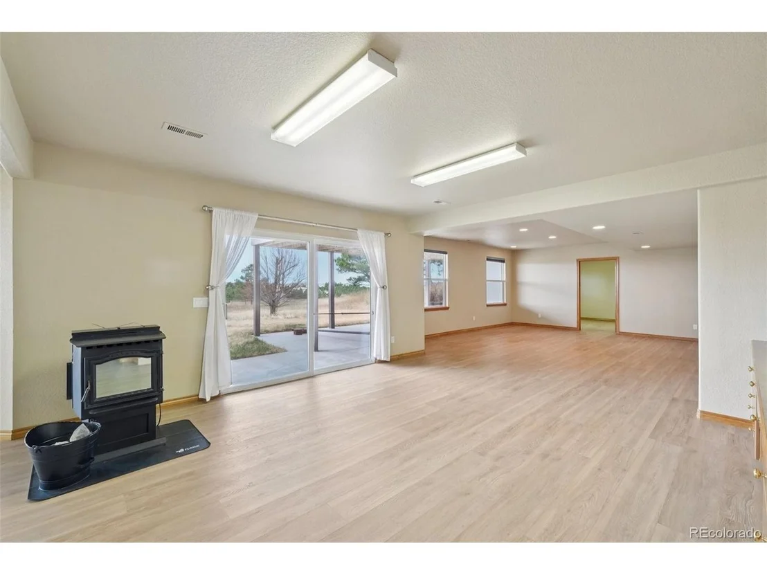 Photo of 2981 Rock Cir