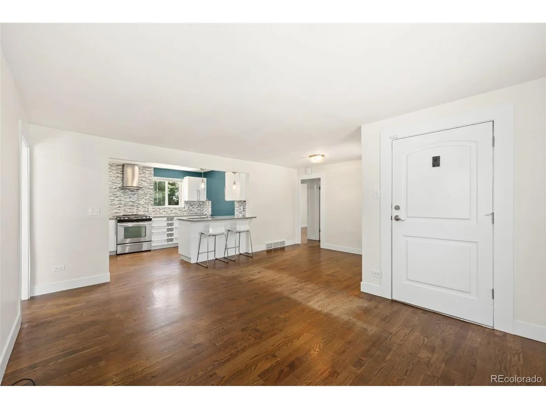 Photo of 170 Oneida St