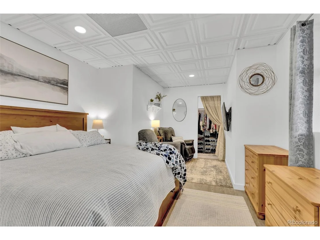 Photo of 1210 Horsetail Loop
