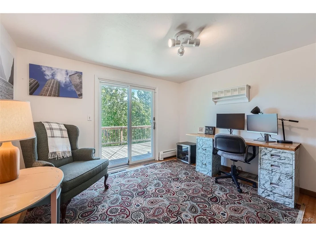 Photo of 9749 Sierra Dr
