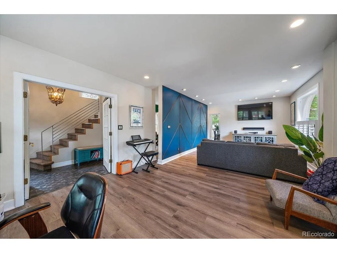Photo of 1279 Vine St