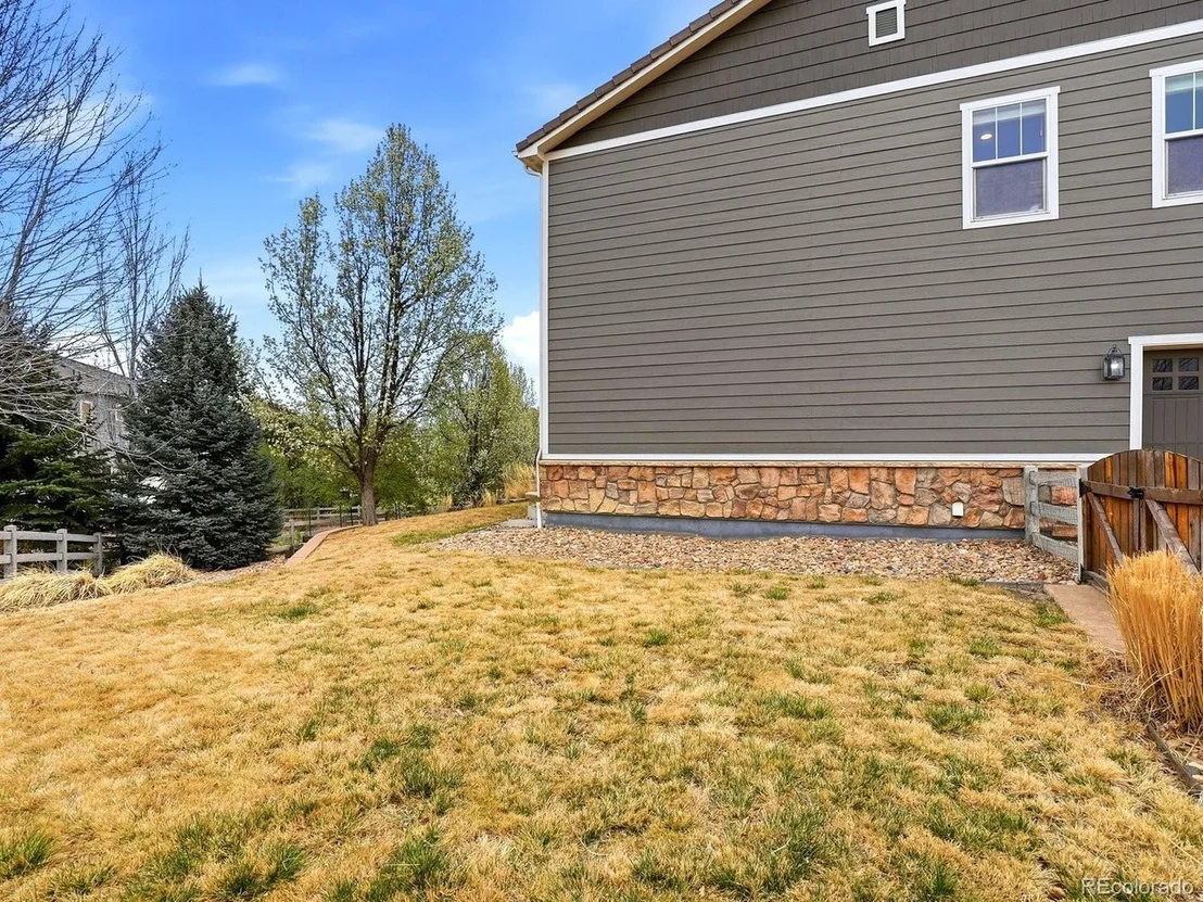 Photo of 2626 Gray Wolf Loop