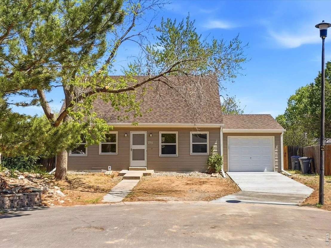Photo of 775 Bedivere Cir