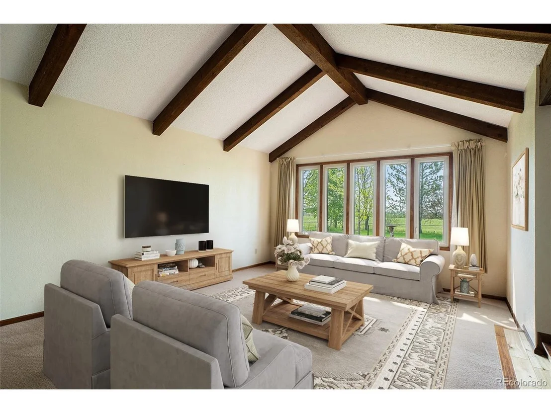 Photo of 2701 Pheasant Run