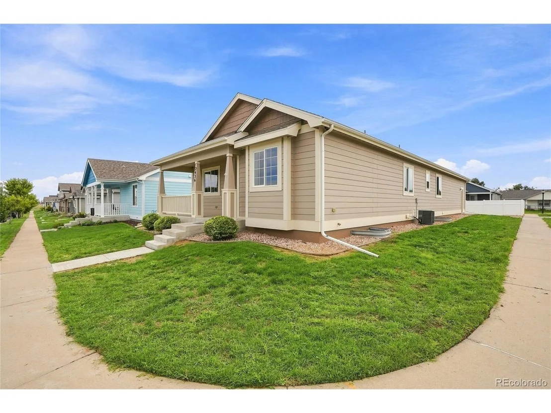 Photo of 2436 Heather Ln
