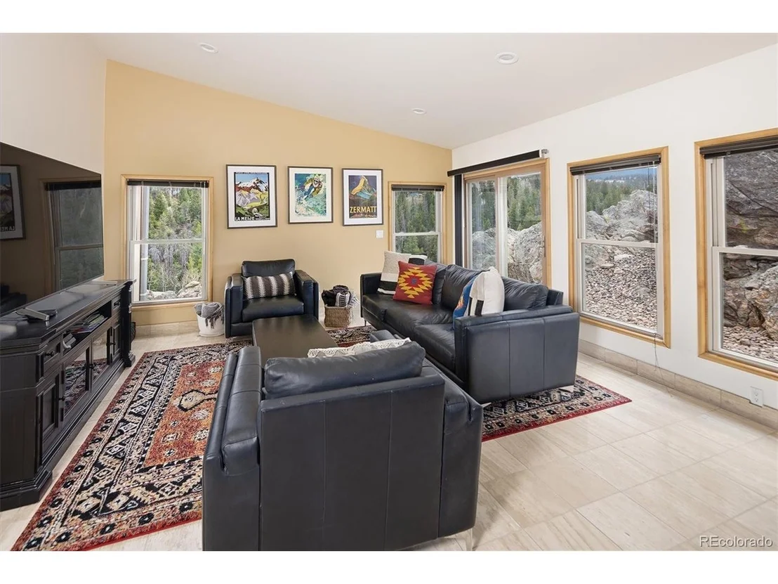 Photo of 263 Barrows Ranch Rd