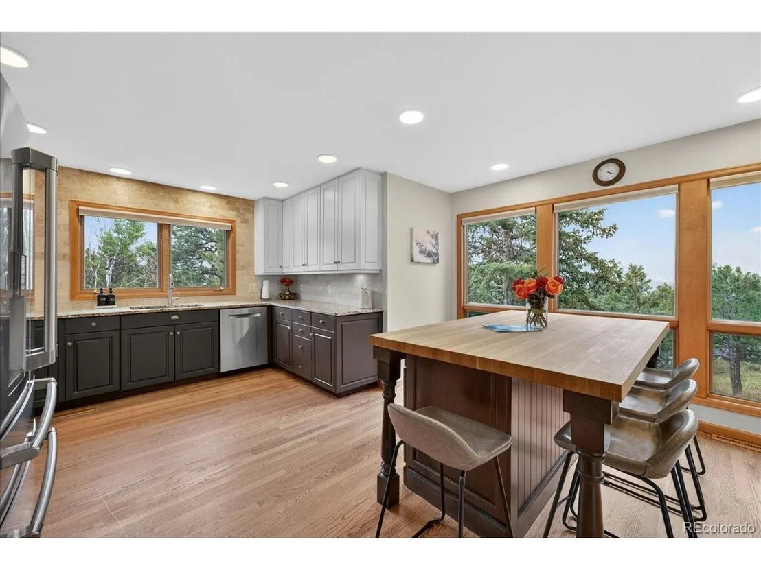 Photo of 2368 Bitterroot Ln