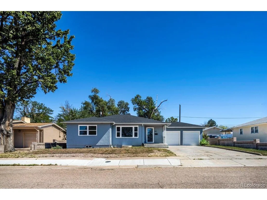 Photo of 1614 Alexander Cir