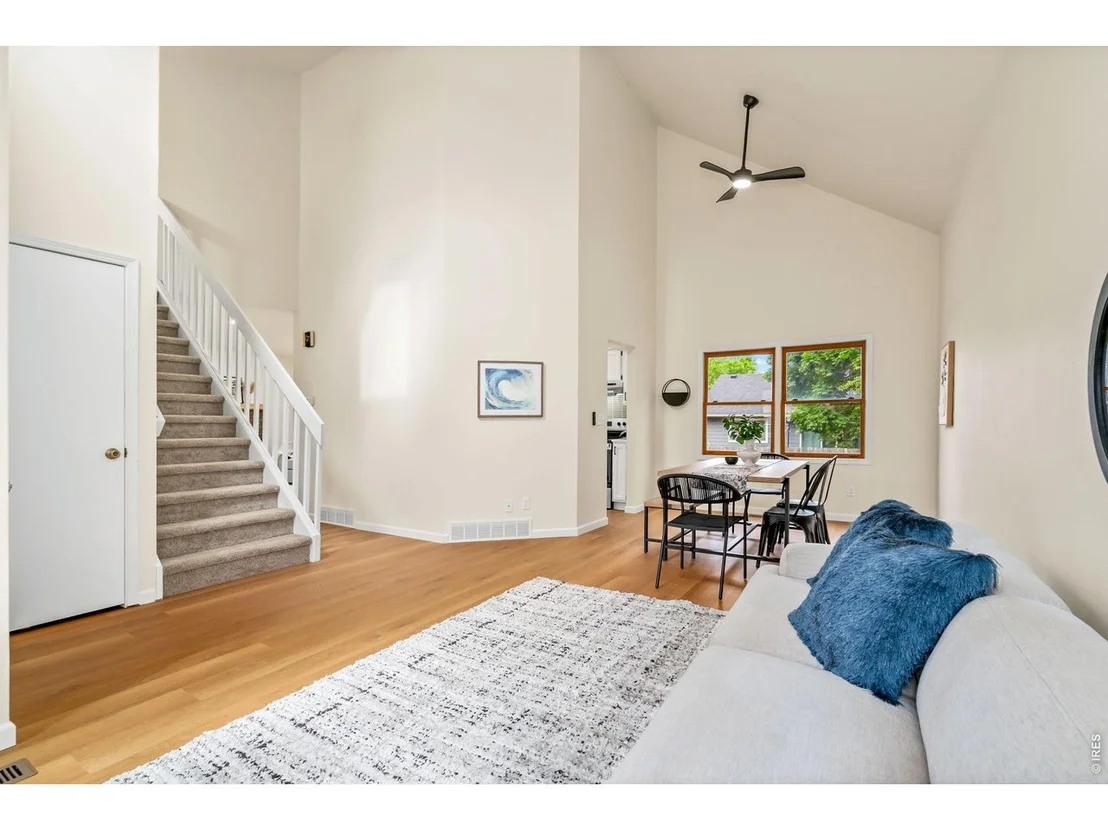 Photo of 3304 Collins Ave