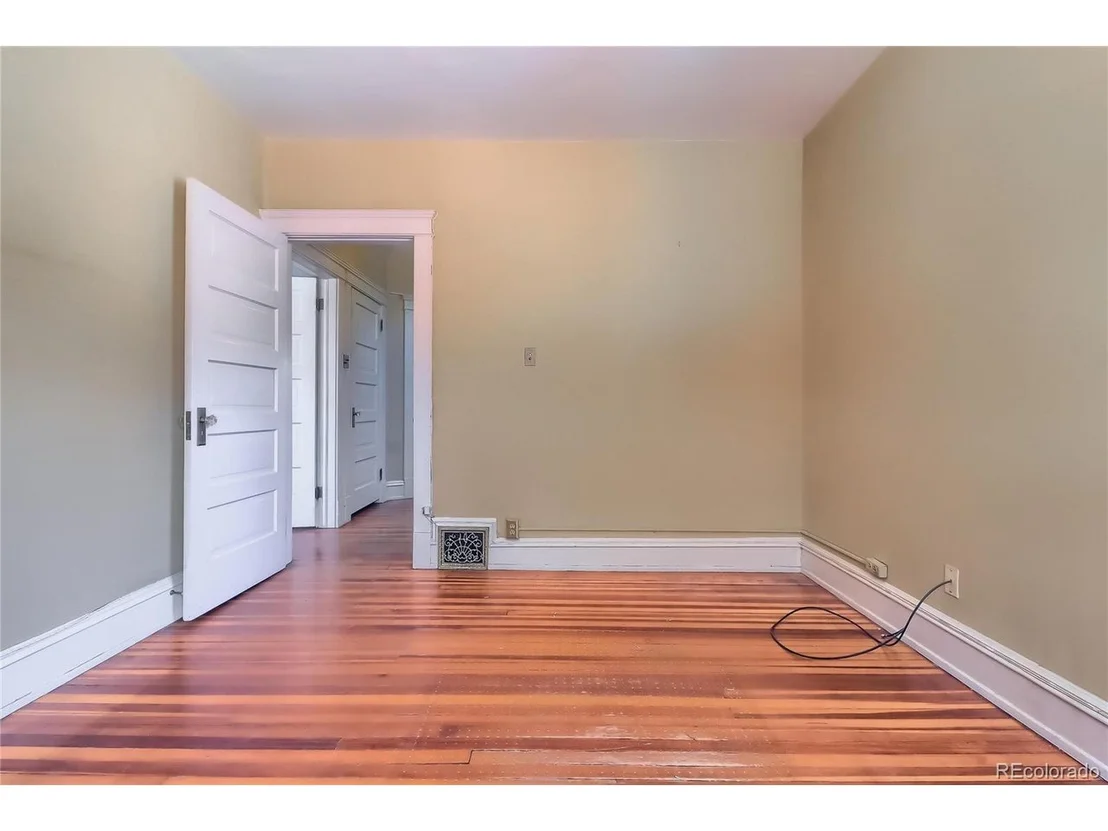 Photo of 3429 Colfax B Pl