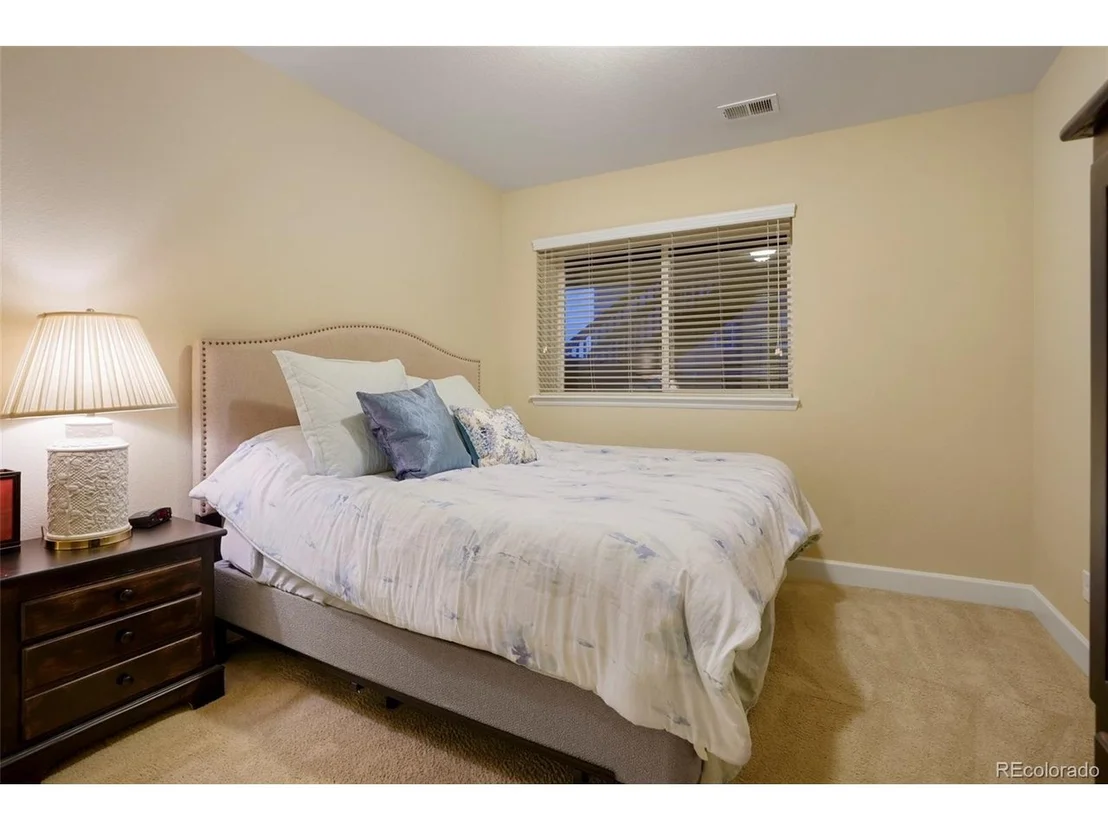 Photo of 7110 Oasis Dr