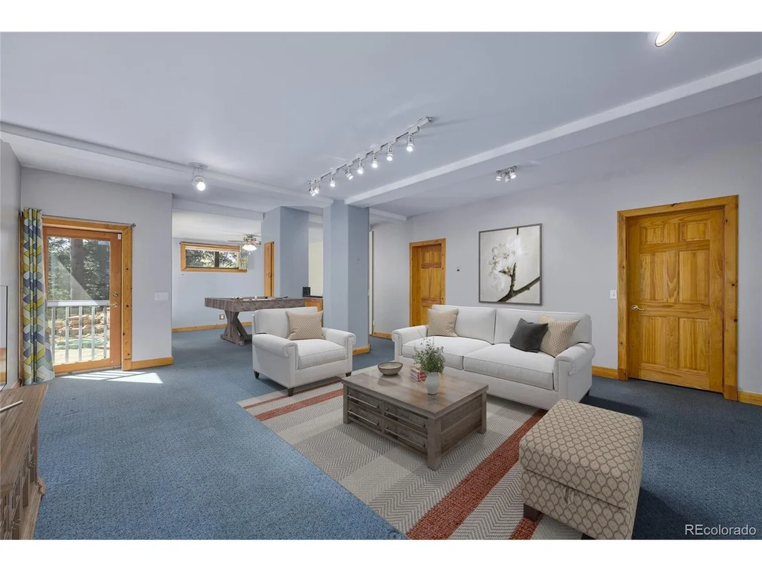 Photo of 323 Spruce Way