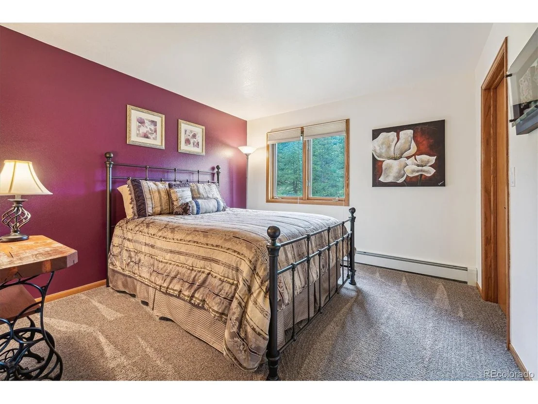 Photo of 155 Bear Dr