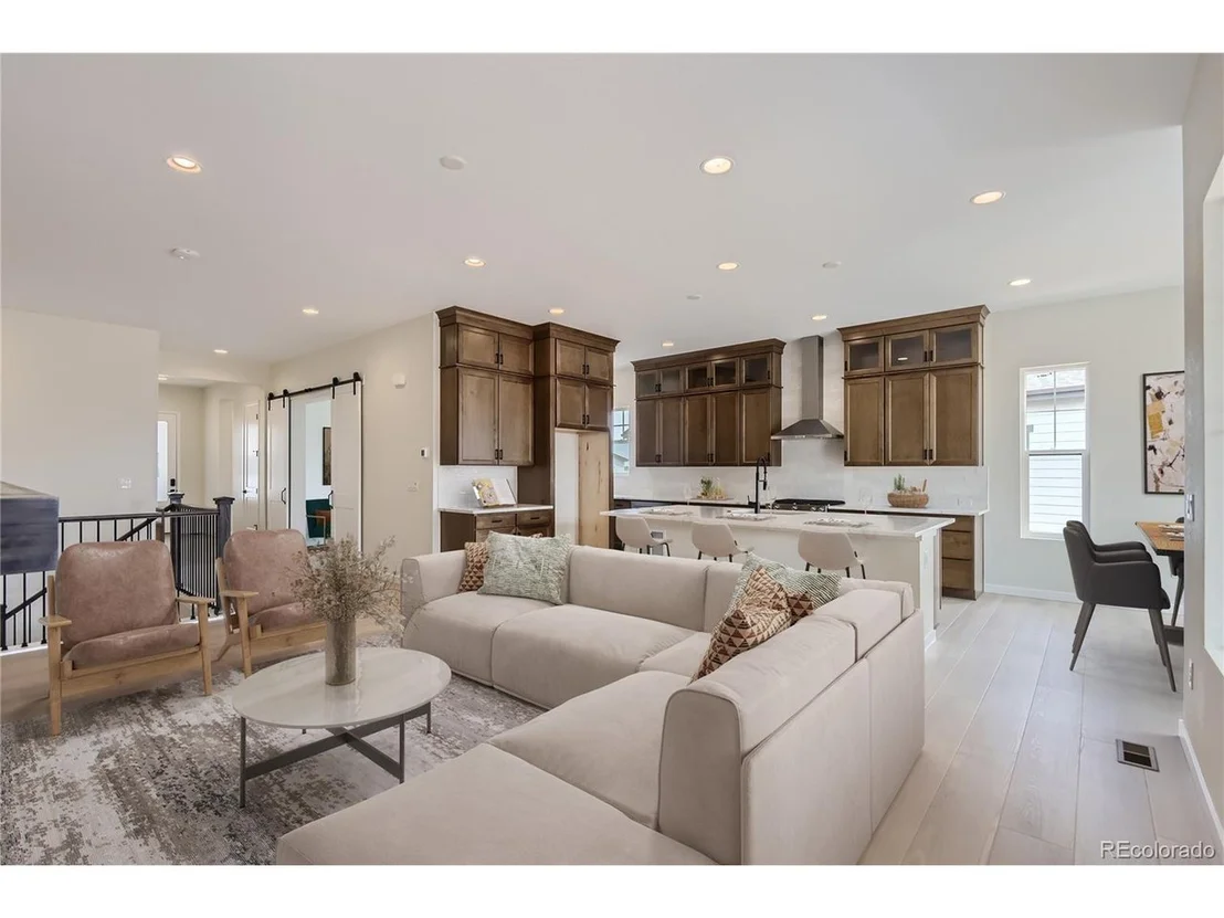 Photo of 9634 Winterset Cir