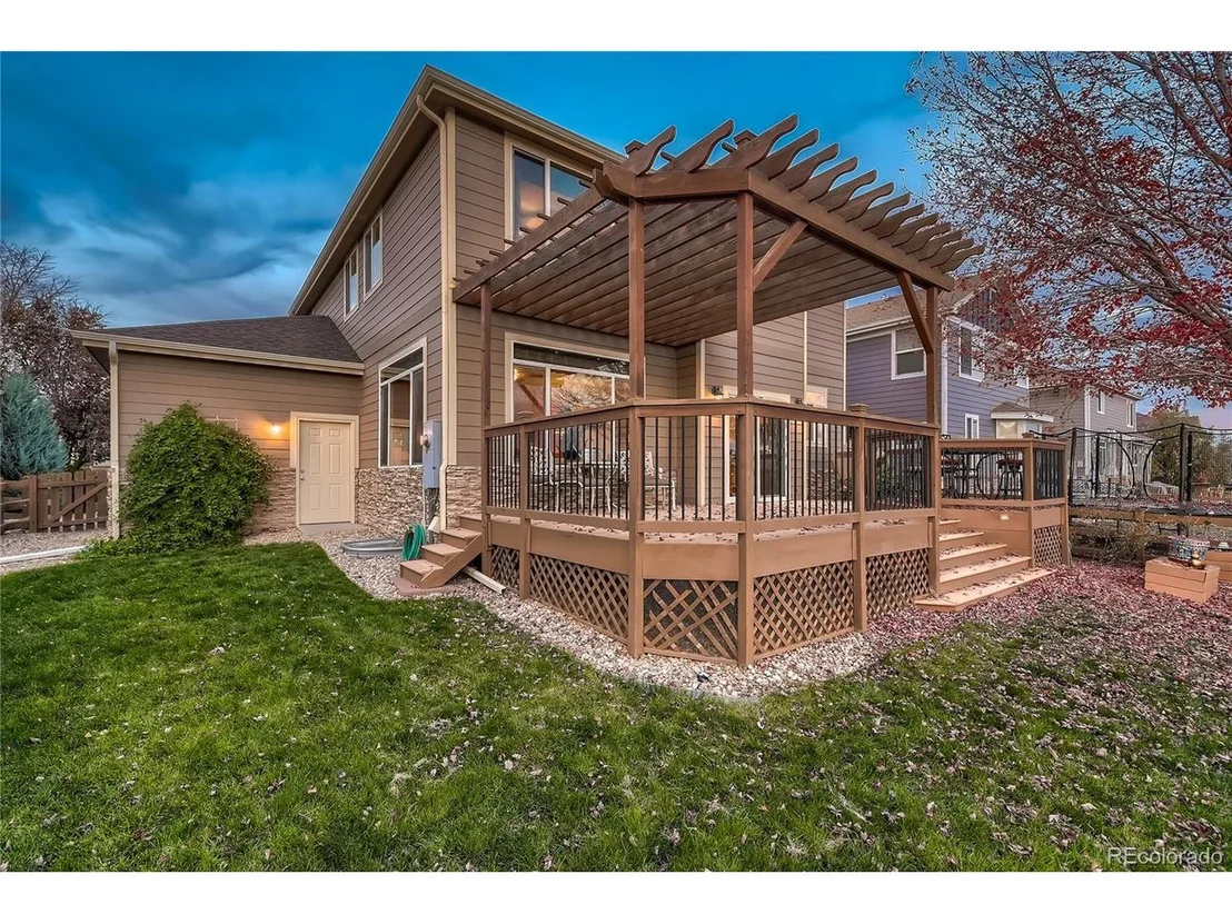 Photo of 4030 Red Deer Trl