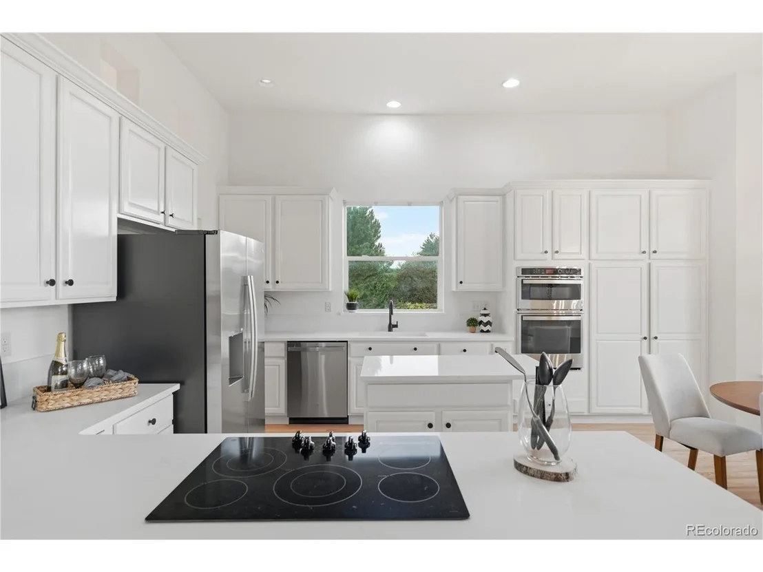 Photo of 17558 W 62nd Pl