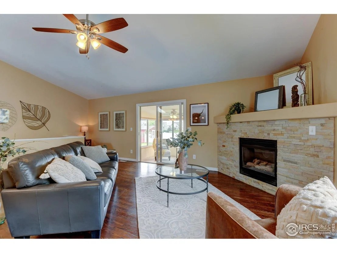 Photo of 901 Welch Ave