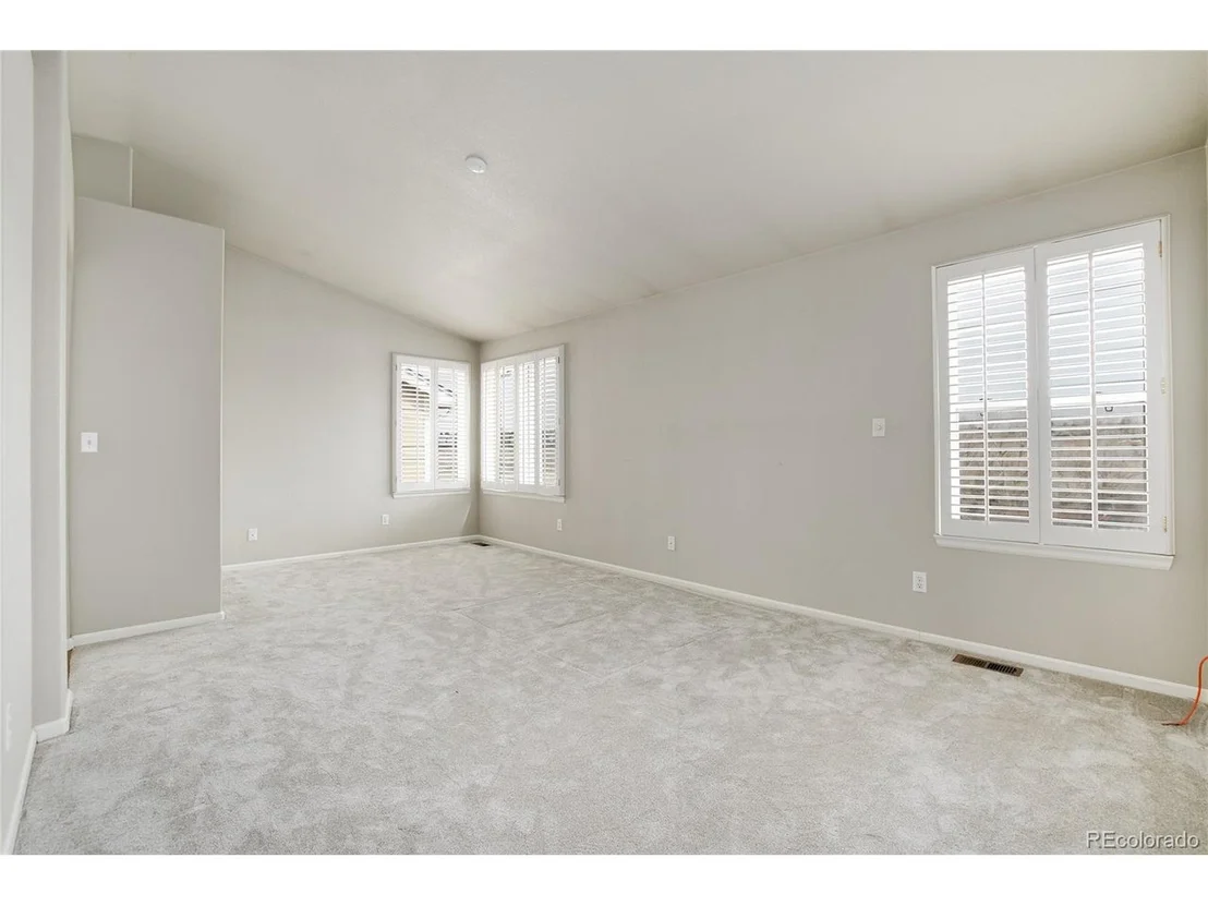 Photo of 10039 Blackbird Cir