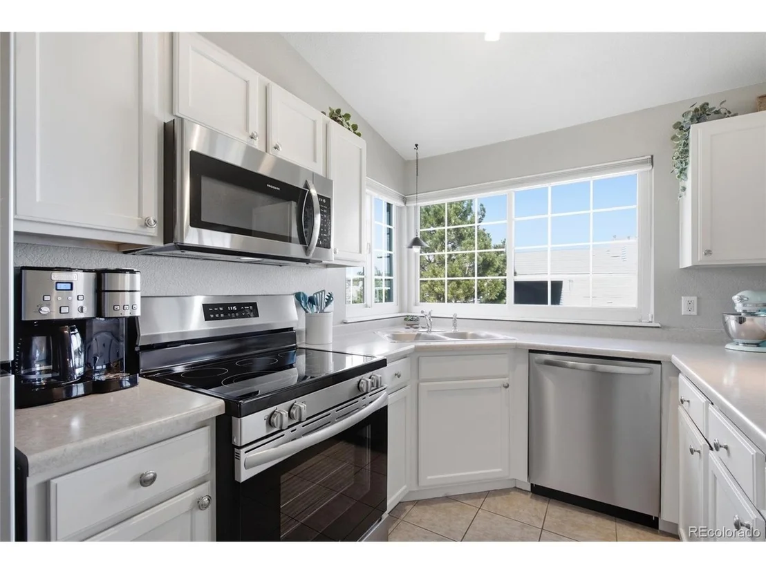 Photo of Unit 5 at 6840 Xavier Cir