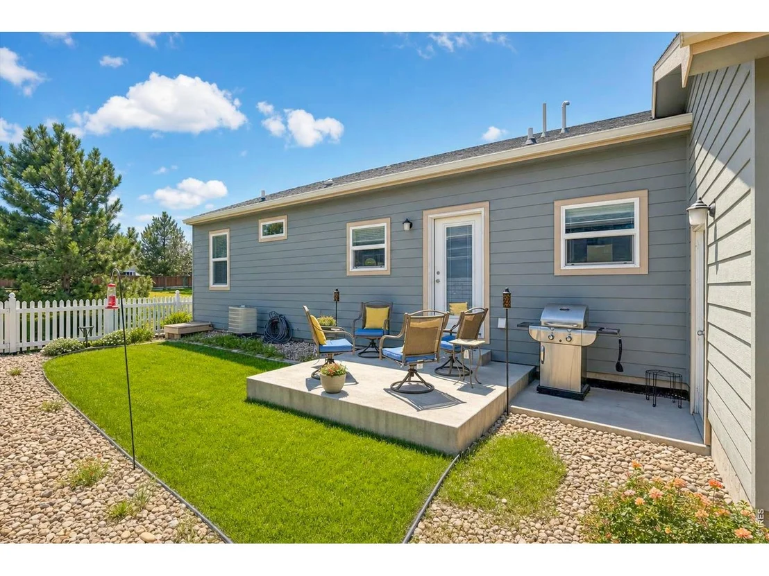 Photo of 6170 Bluestem Grn