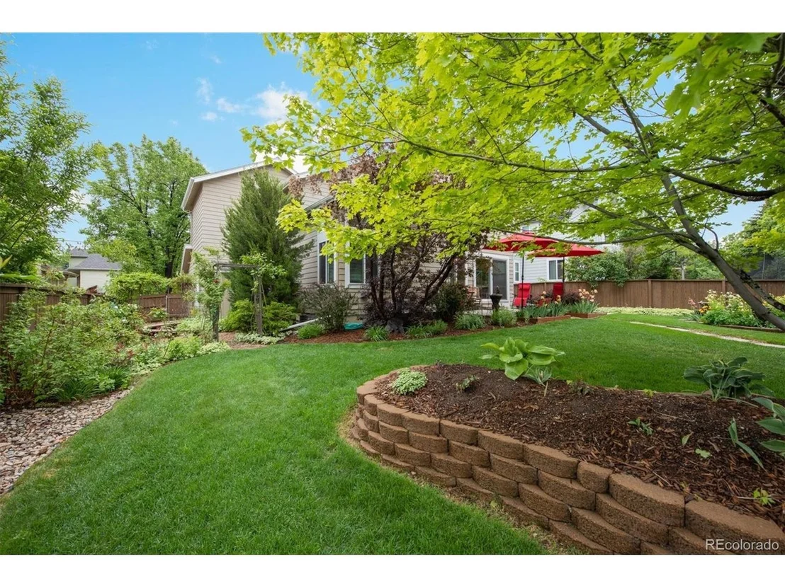 Photo of 9611 Sterling Dr