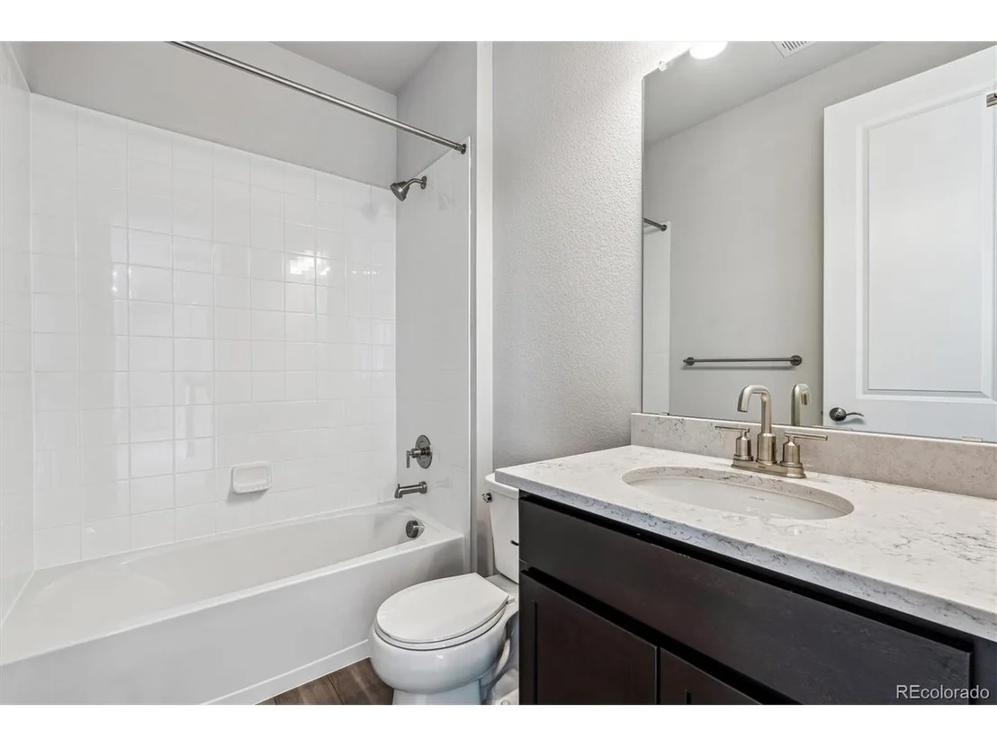 Photo of 2548 Lupton Ln