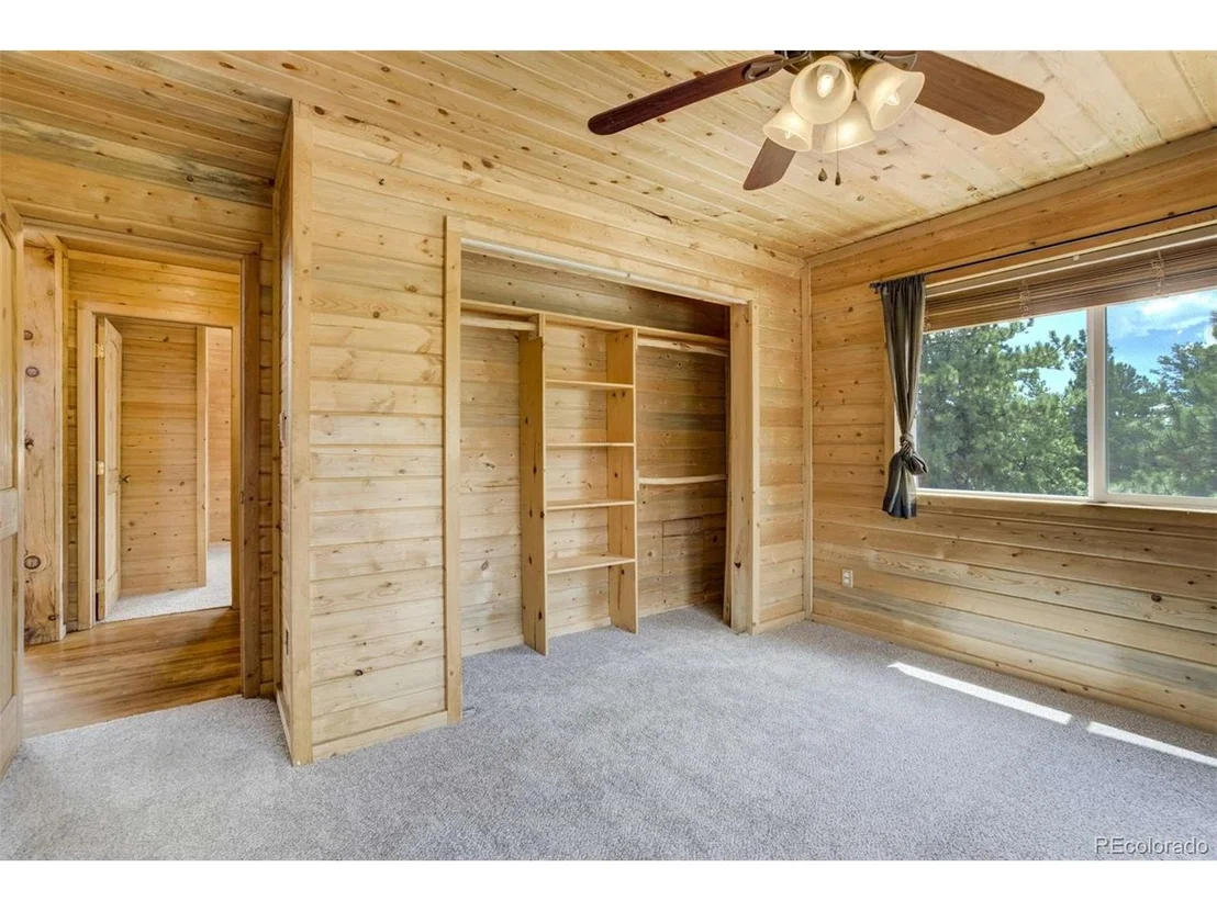 Photo of 70 Elk Cir