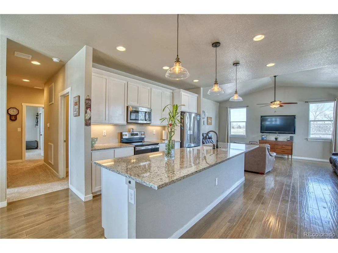 Photo of 345 Foxtail Dr